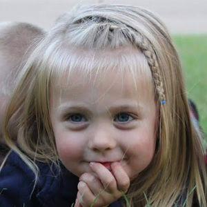 Meet your Posher, Dayna